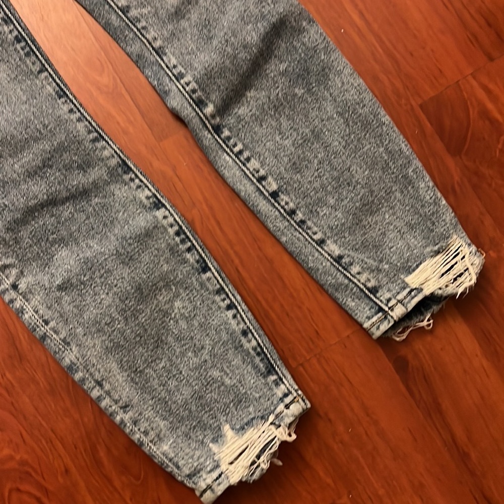 Jeans - Picture 3 of 5